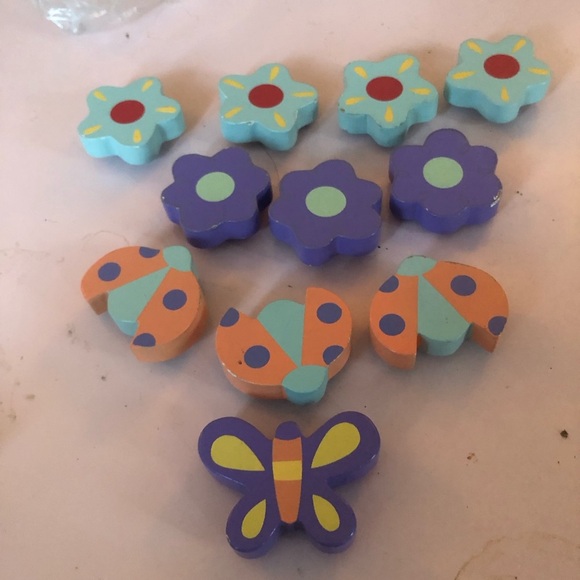 Vintage child decorative drawer handles, bright fun colours, very little wear. - Picture 1 of 13